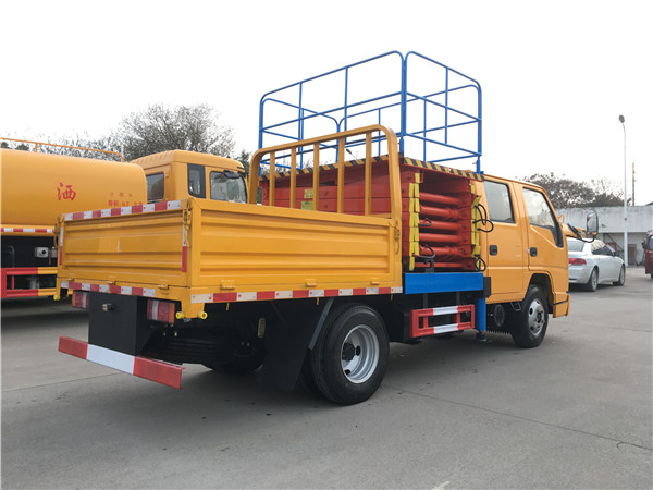 江鈴10米升降平臺(tái)車(chē)