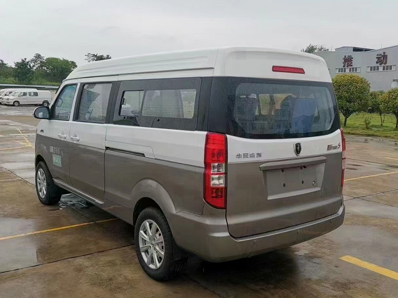 金杯(國六)新海獅S殯儀車