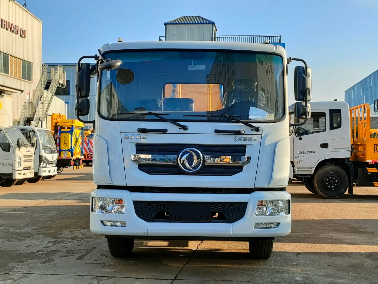 東風(fēng)D9防撞緩沖車(chē)