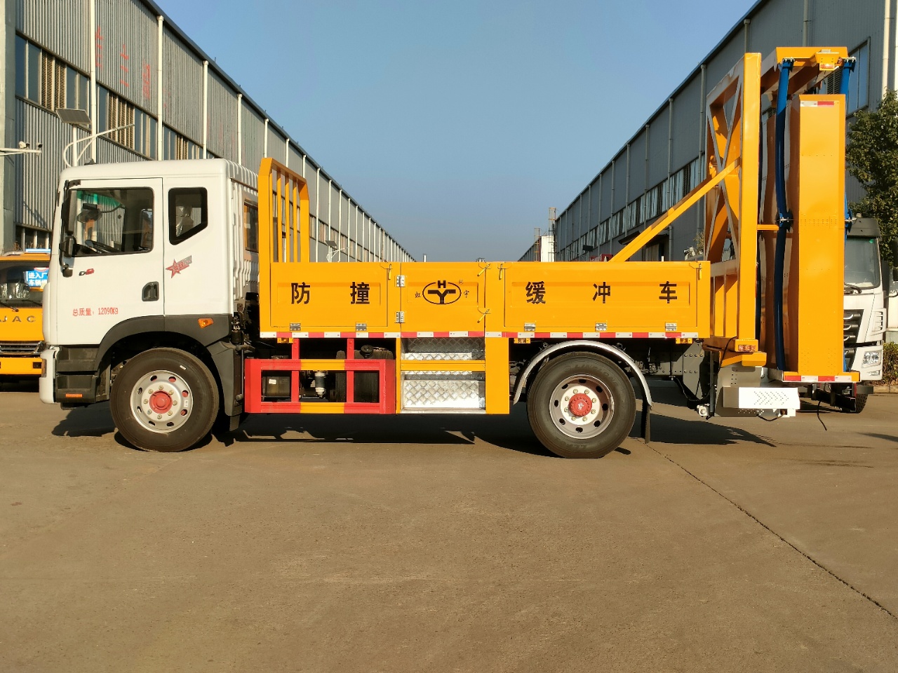 東風(fēng)D9防撞緩沖車(chē)